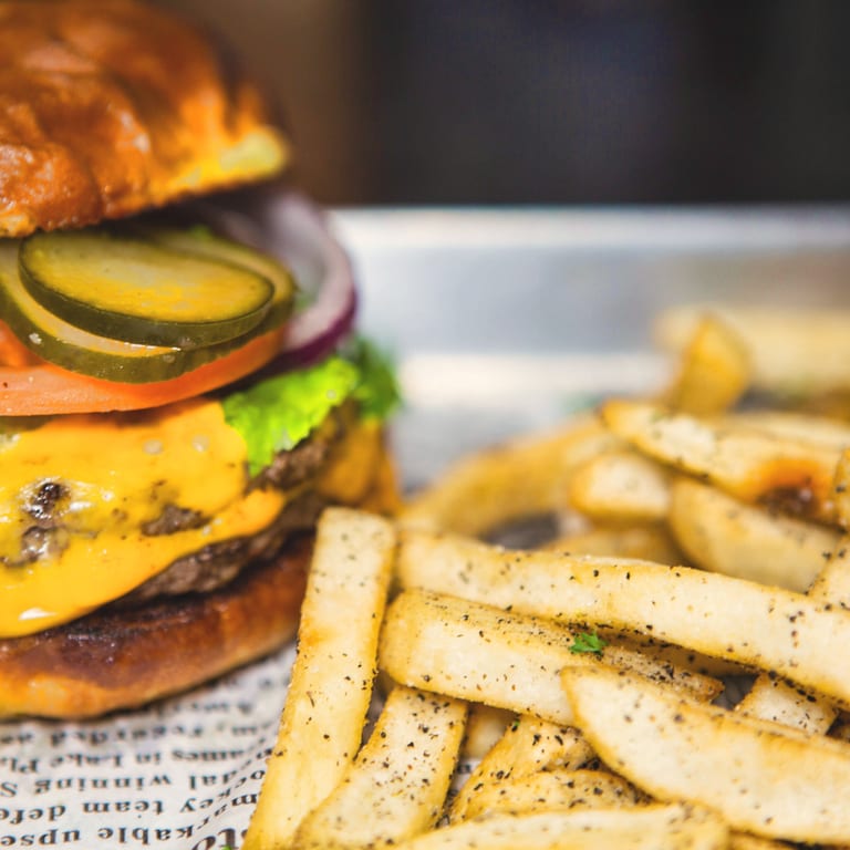 Bar Food Favorites: Burgers, Wings, Tacos