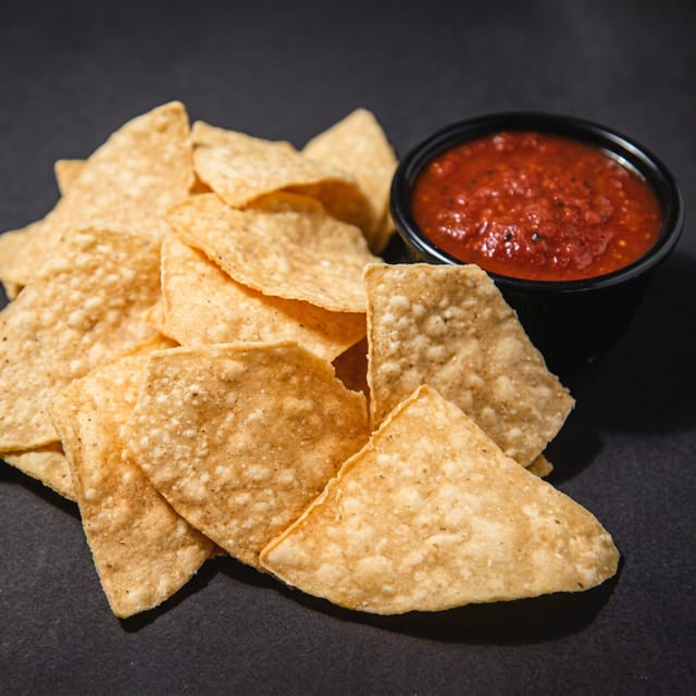 Chips N' Salsa.
